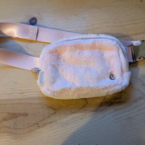 Strawberry milkshake ebb fanny